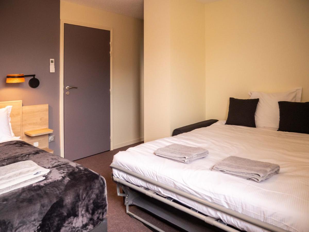 Logis Hotels Le Saint Pierre Moncoutant Екстер'єр фото